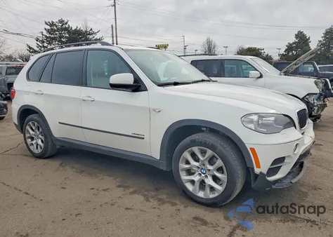 2012 BMW X5 xDrive35I z USA, uszkodzony, nr VIN 5UXZV4C53CL760917